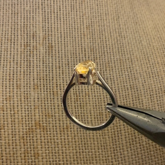 Sterling Silver Ring with Natural Citrine – Size 7 - Picture 8 of 13